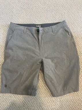 Linksoul Men's Heather Gray Flat Front Shorts